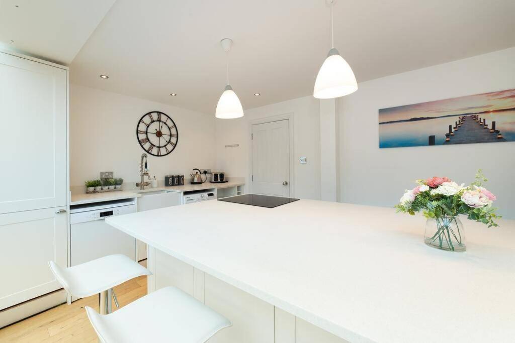 Aderta Stylish House Villa Poole Exterior photo